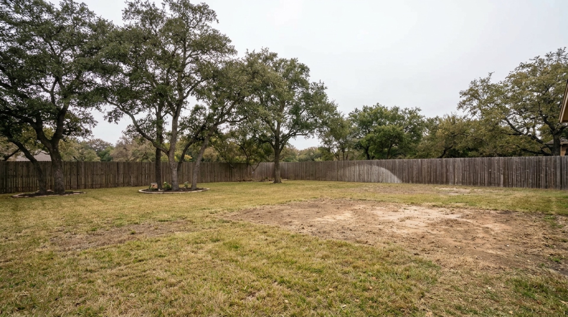 Backyard before Legado outdoor living build